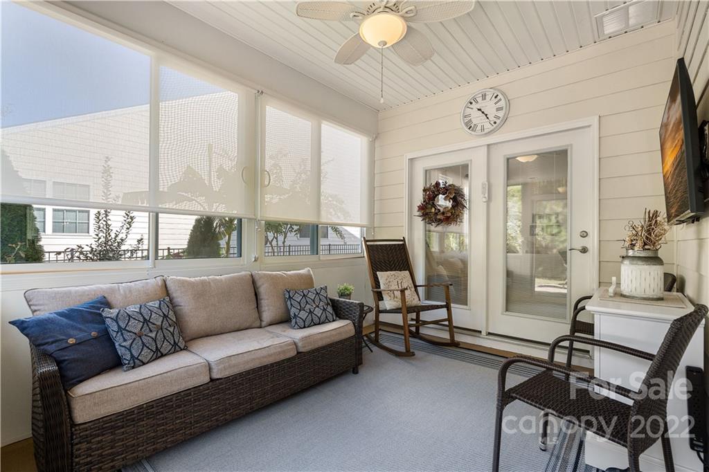 Tree Tops - Residential