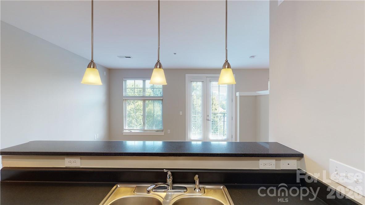 1101 W 1st Street 419