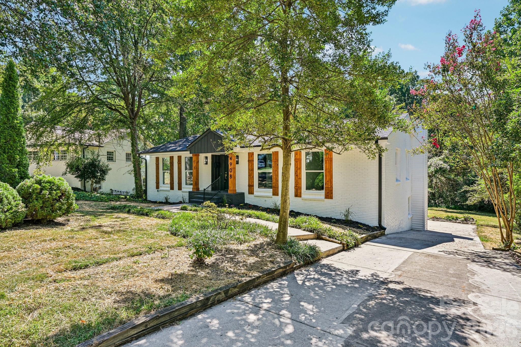 4908 Zephyr Lane