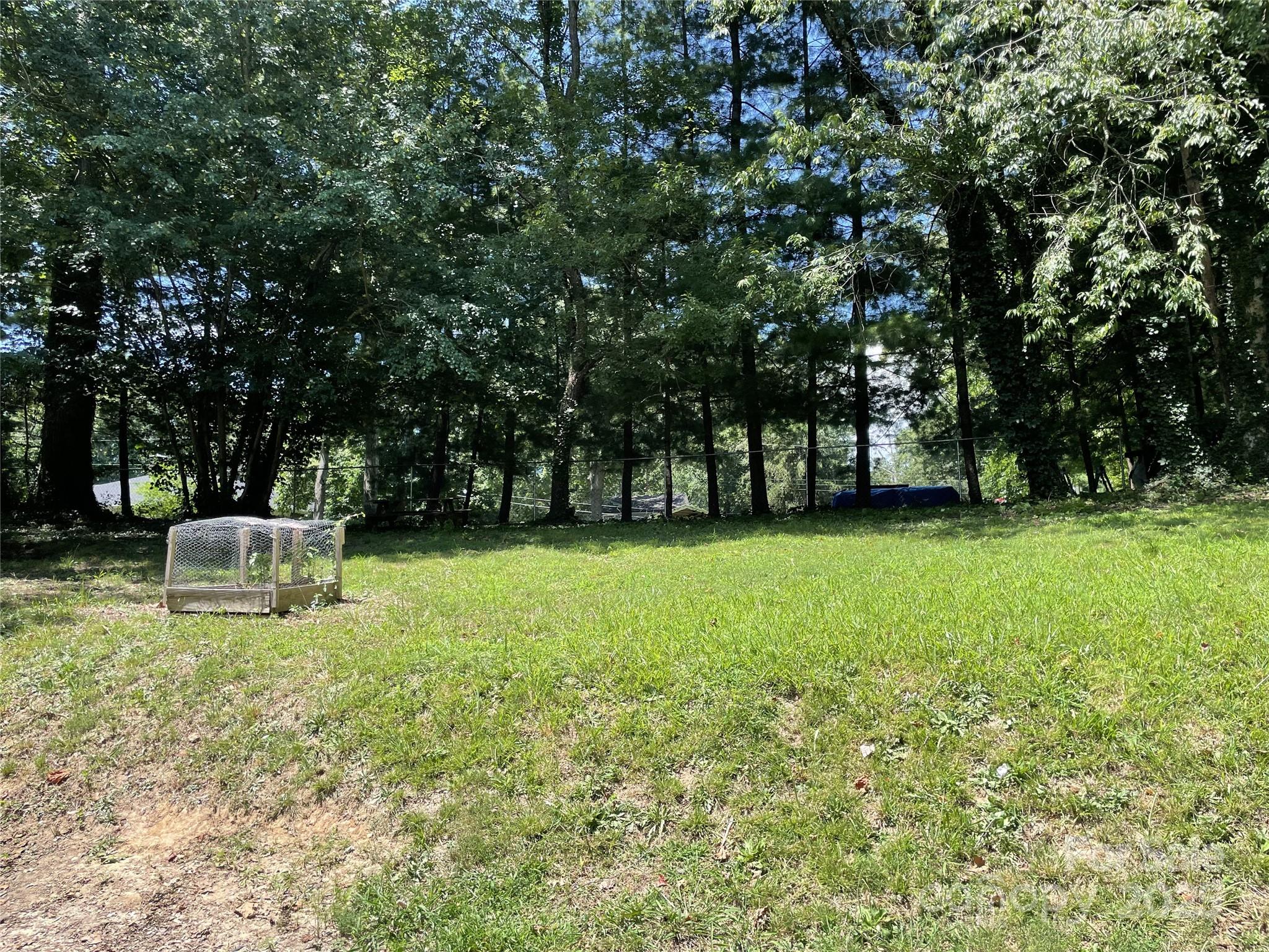 144 Laurel Loop