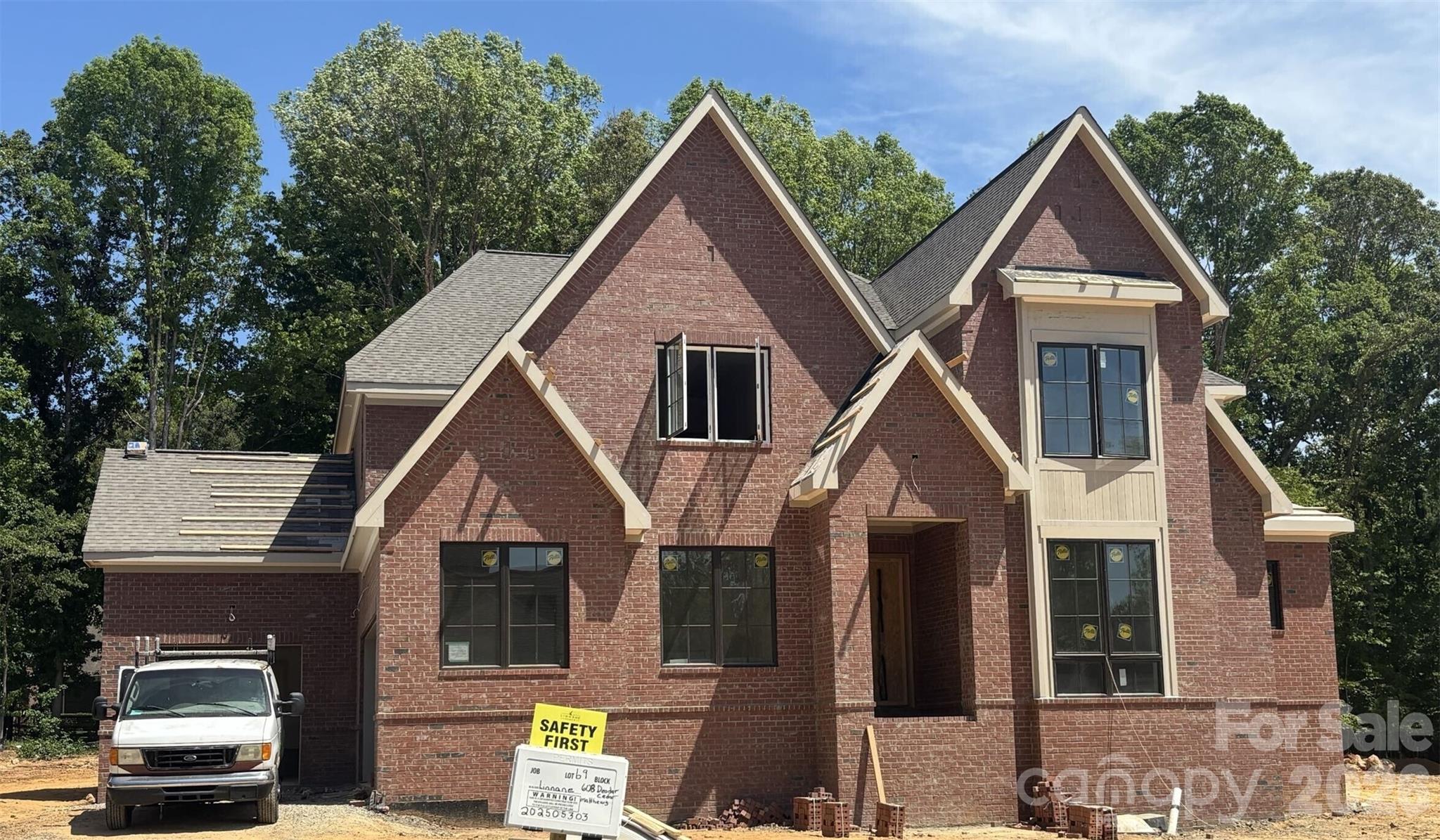 Twin Lakes - Residential