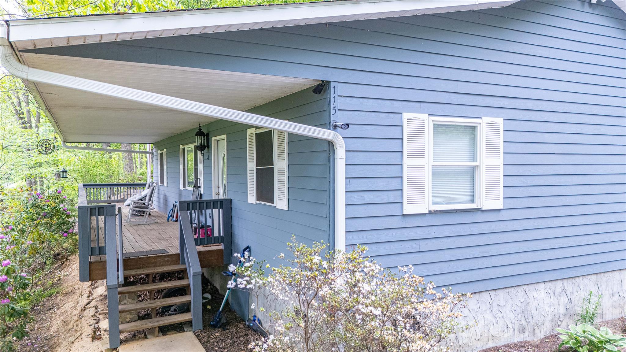 115 Knoll Ridge Lane
