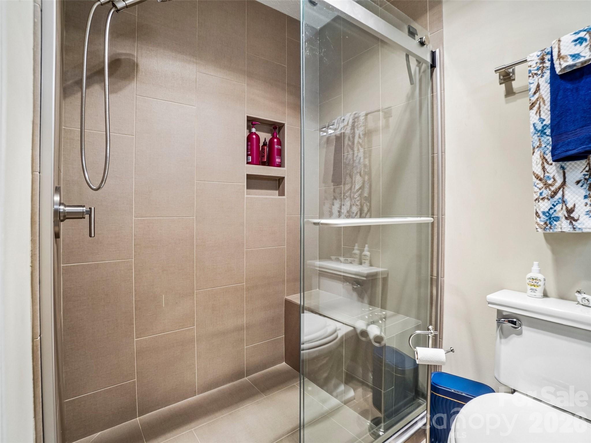 Haywood Manor - Residential