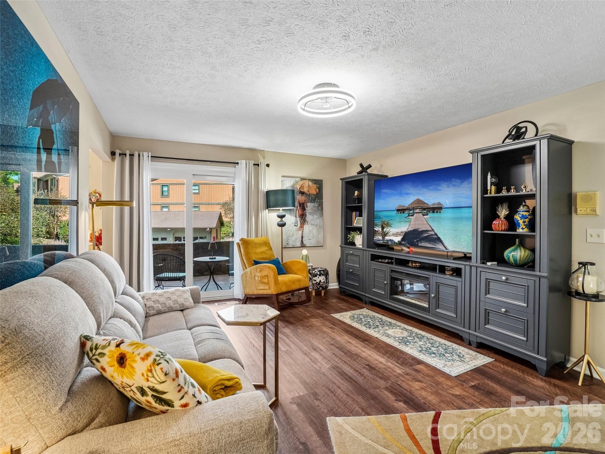 Haywood Manor - Residential