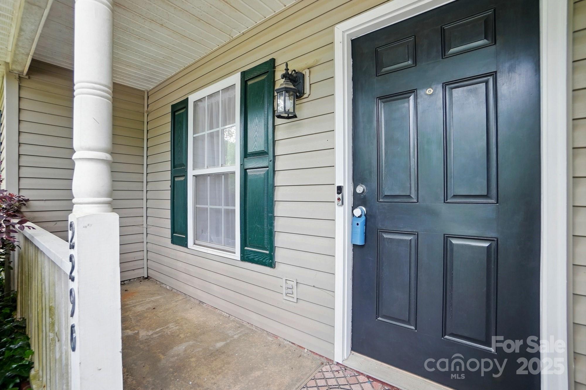 2290 Kestrel Drive