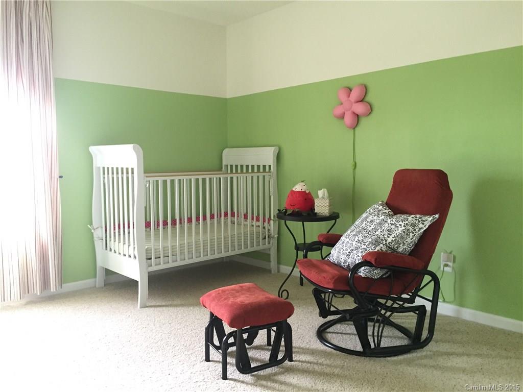 Hamilton Lakes - Residential