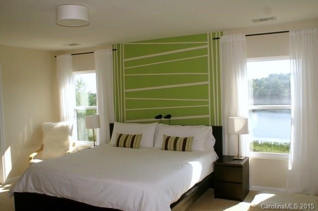 Hamilton Lakes - Residential