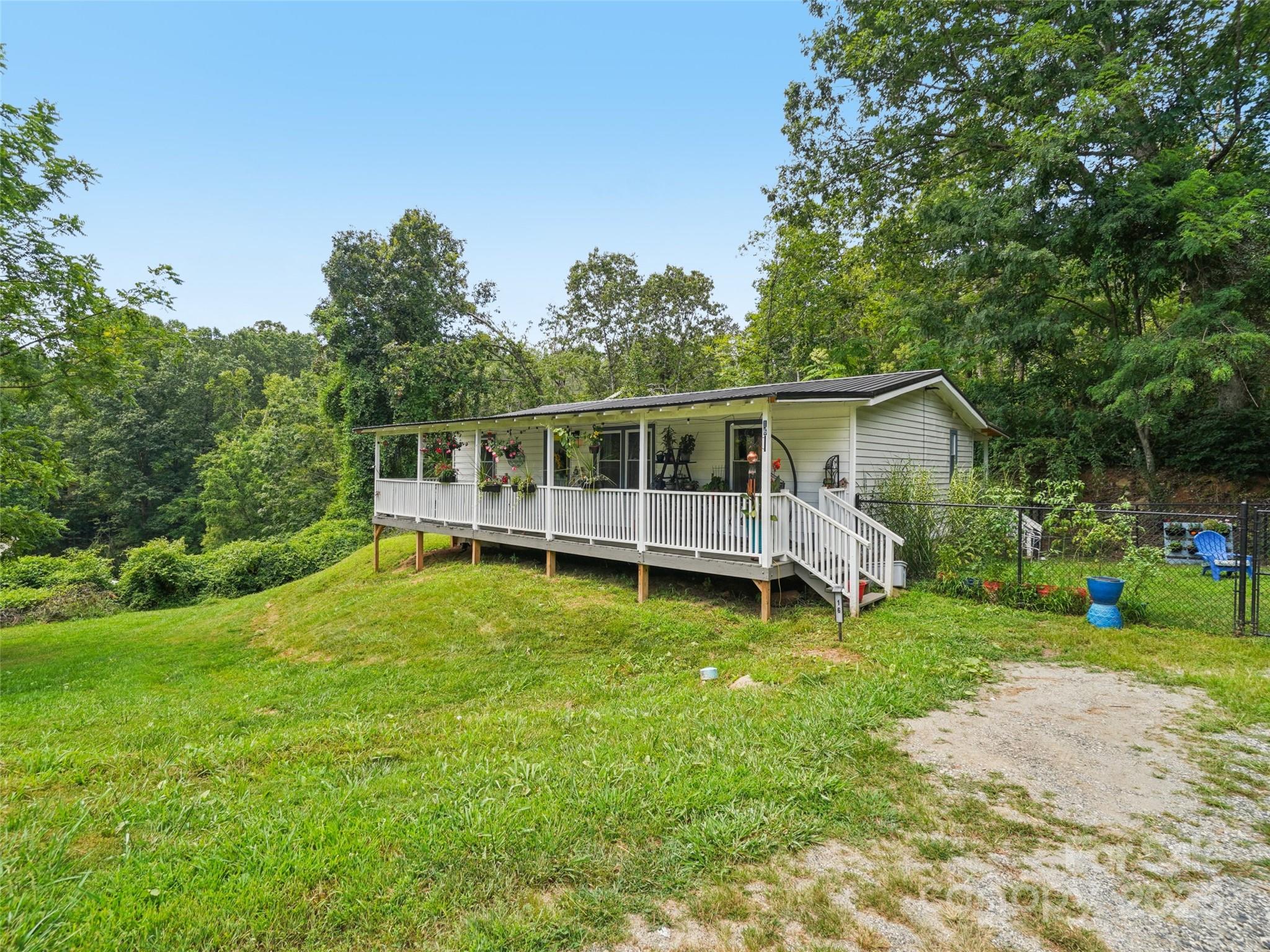 16 Collins Mountain Drive