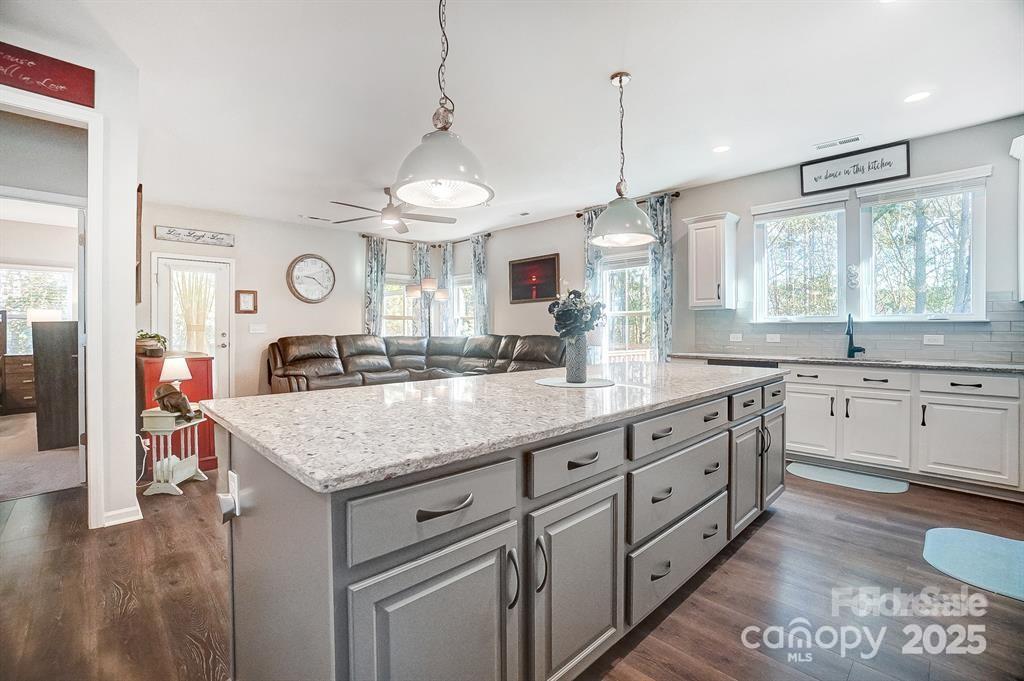 Edgewater - Residential Lease