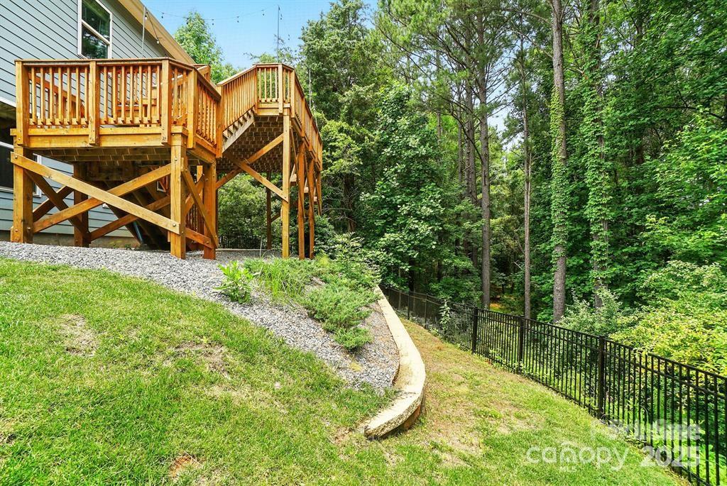 Edgewater - Residential Lease