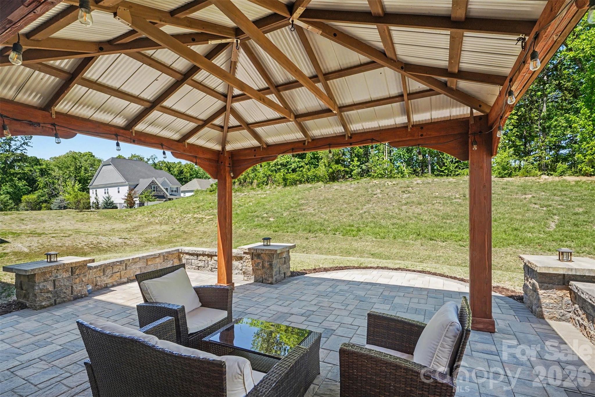 Holcomb Woods - Residential