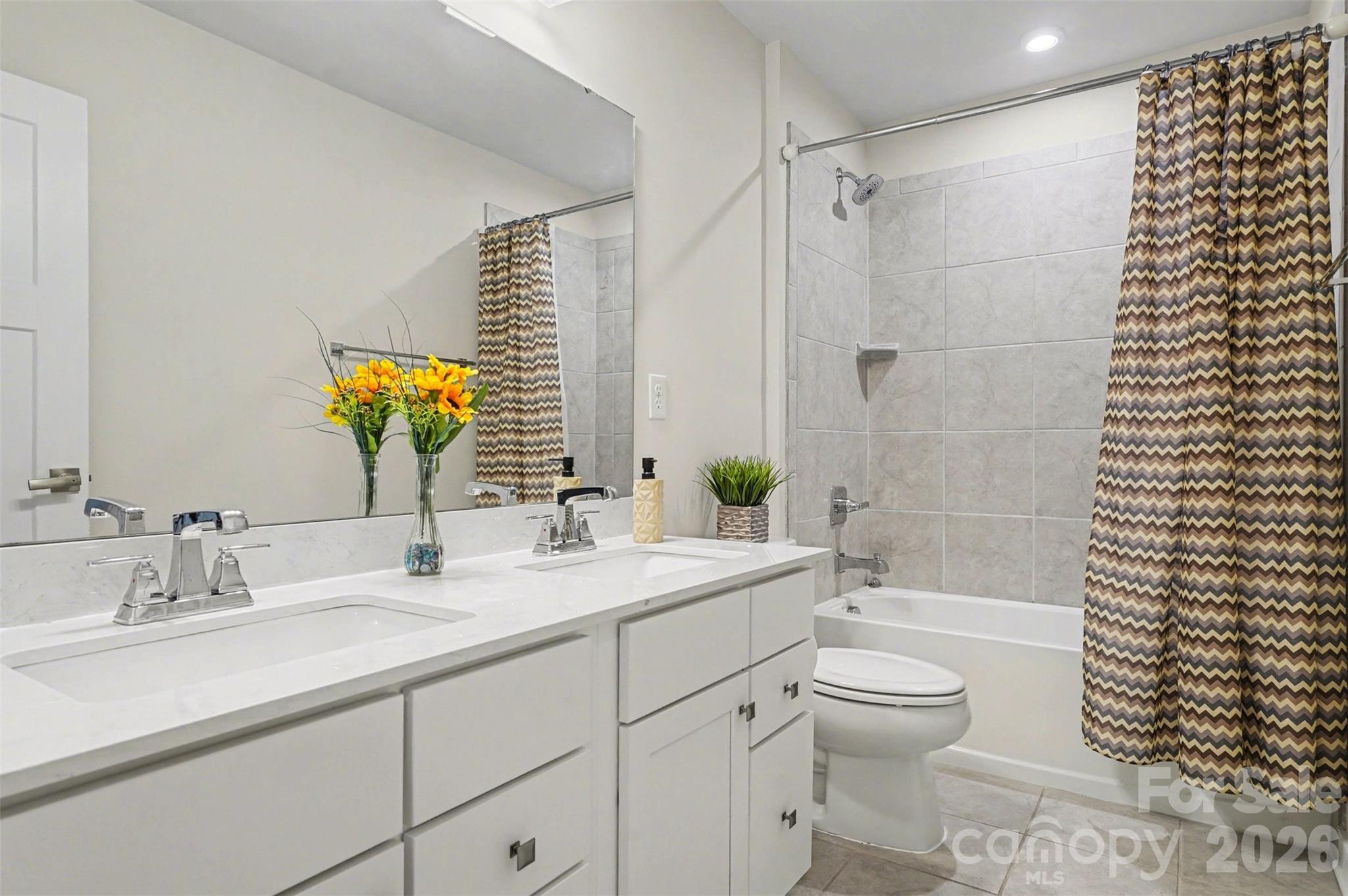 Holcomb Woods - Residential