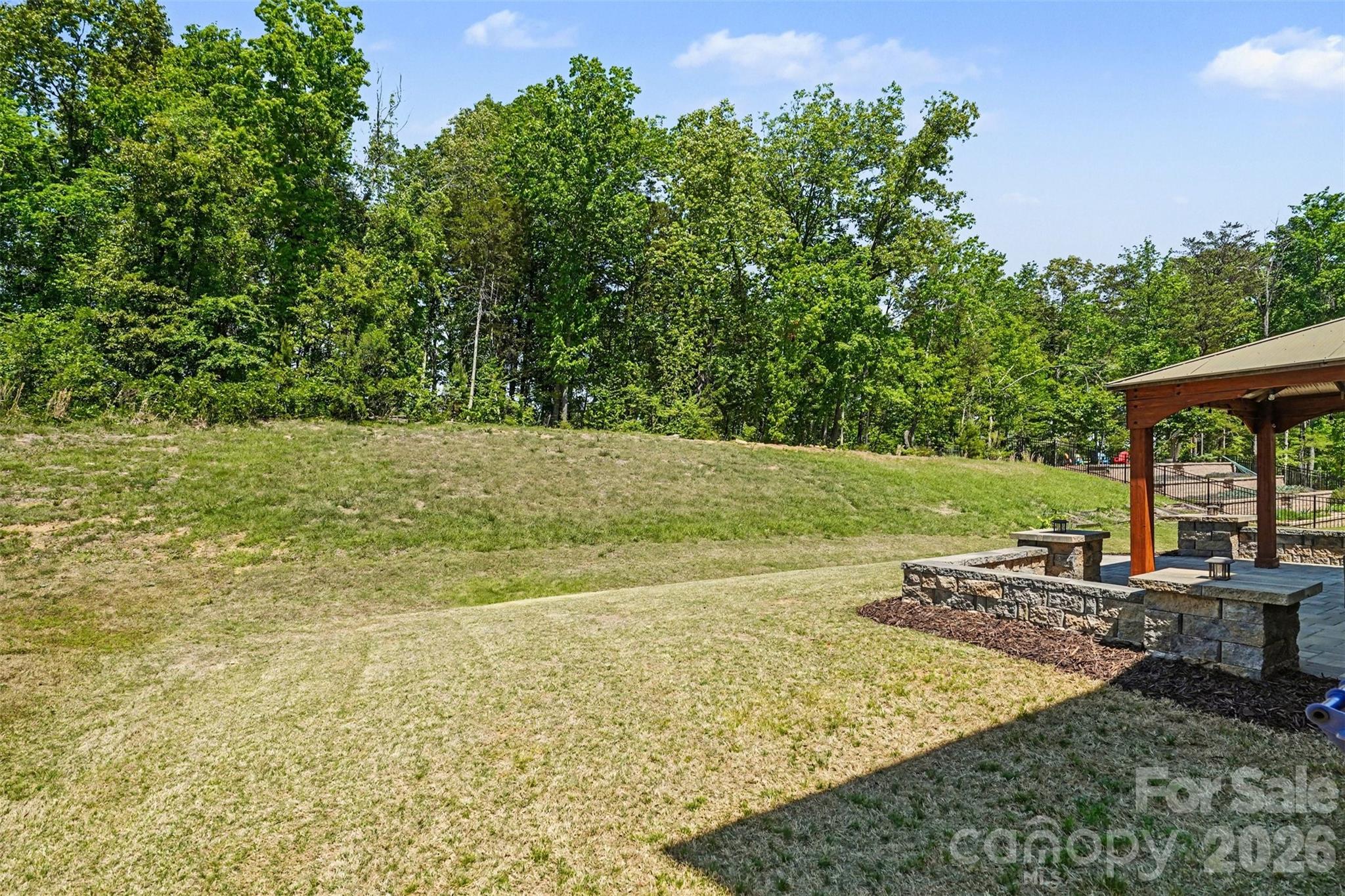 Holcomb Woods - Residential