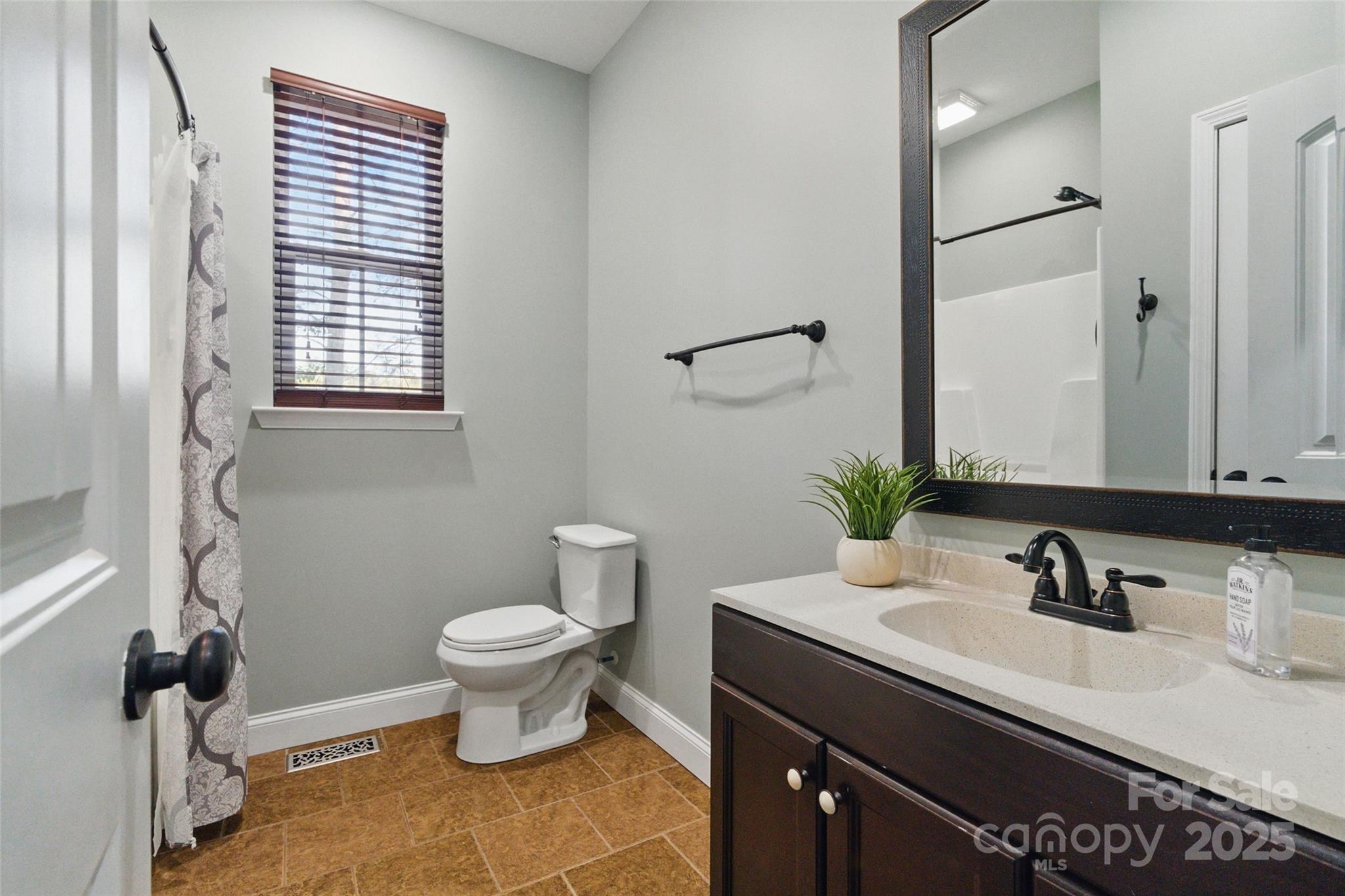 Lauren Pines - Residential