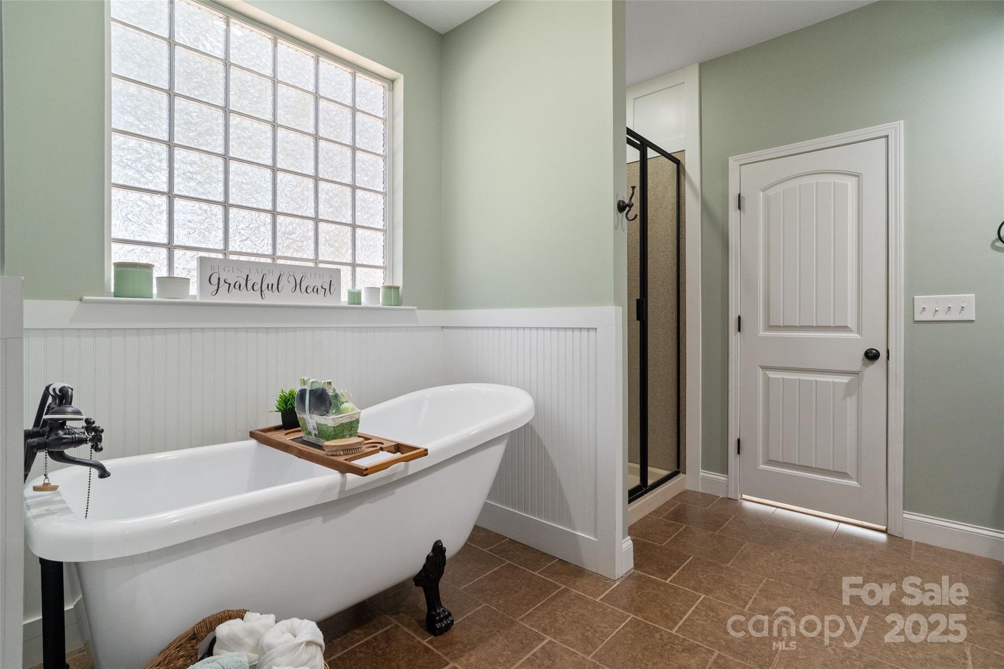 Lauren Pines - Residential