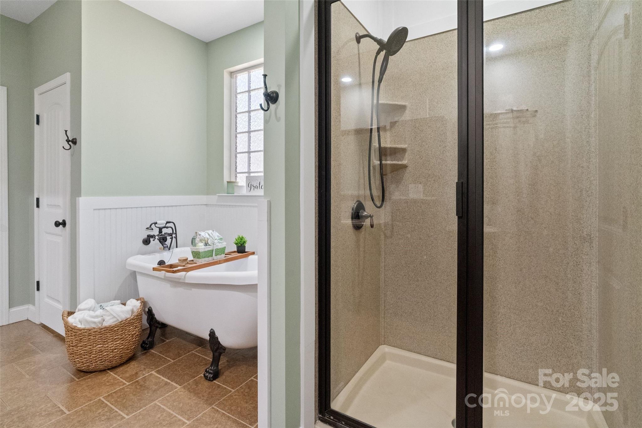 Lauren Pines - Residential