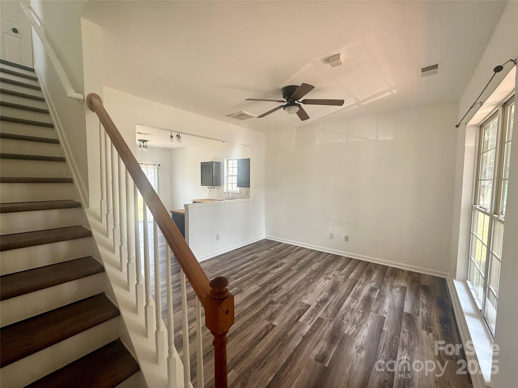 1326 Nadies Court