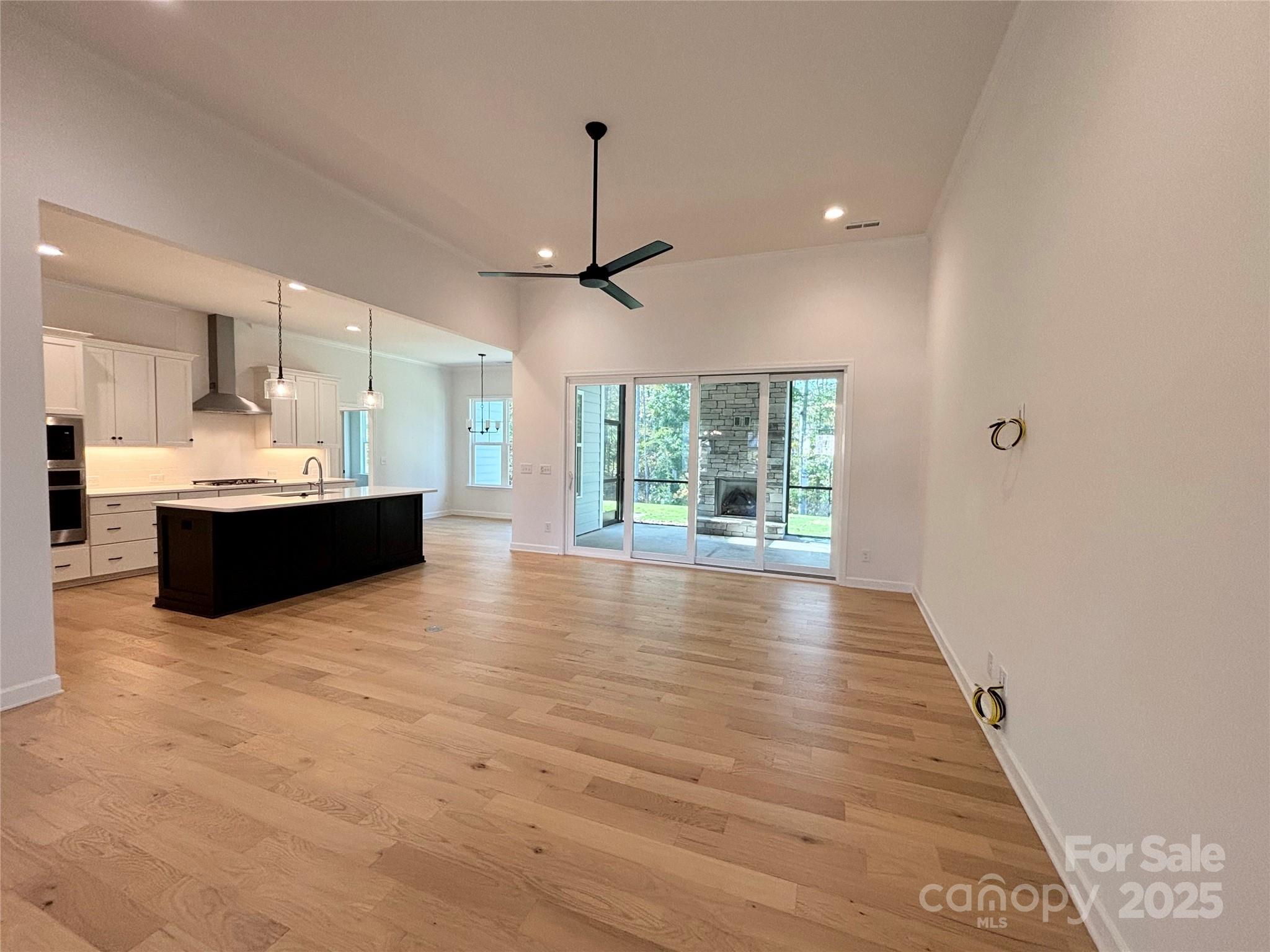 2574 Red Hill Street NW 62