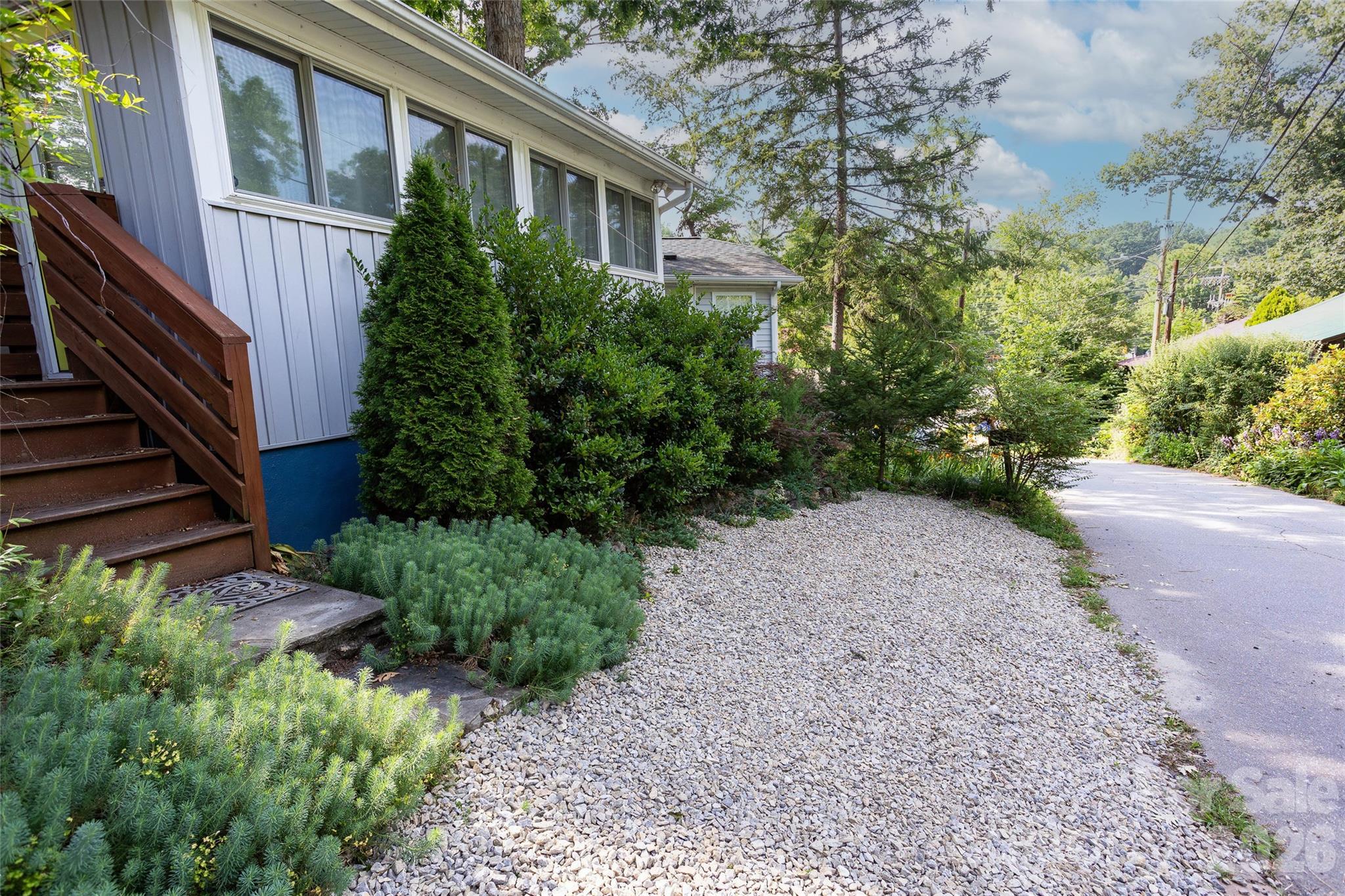 24 Rhododendron Drive