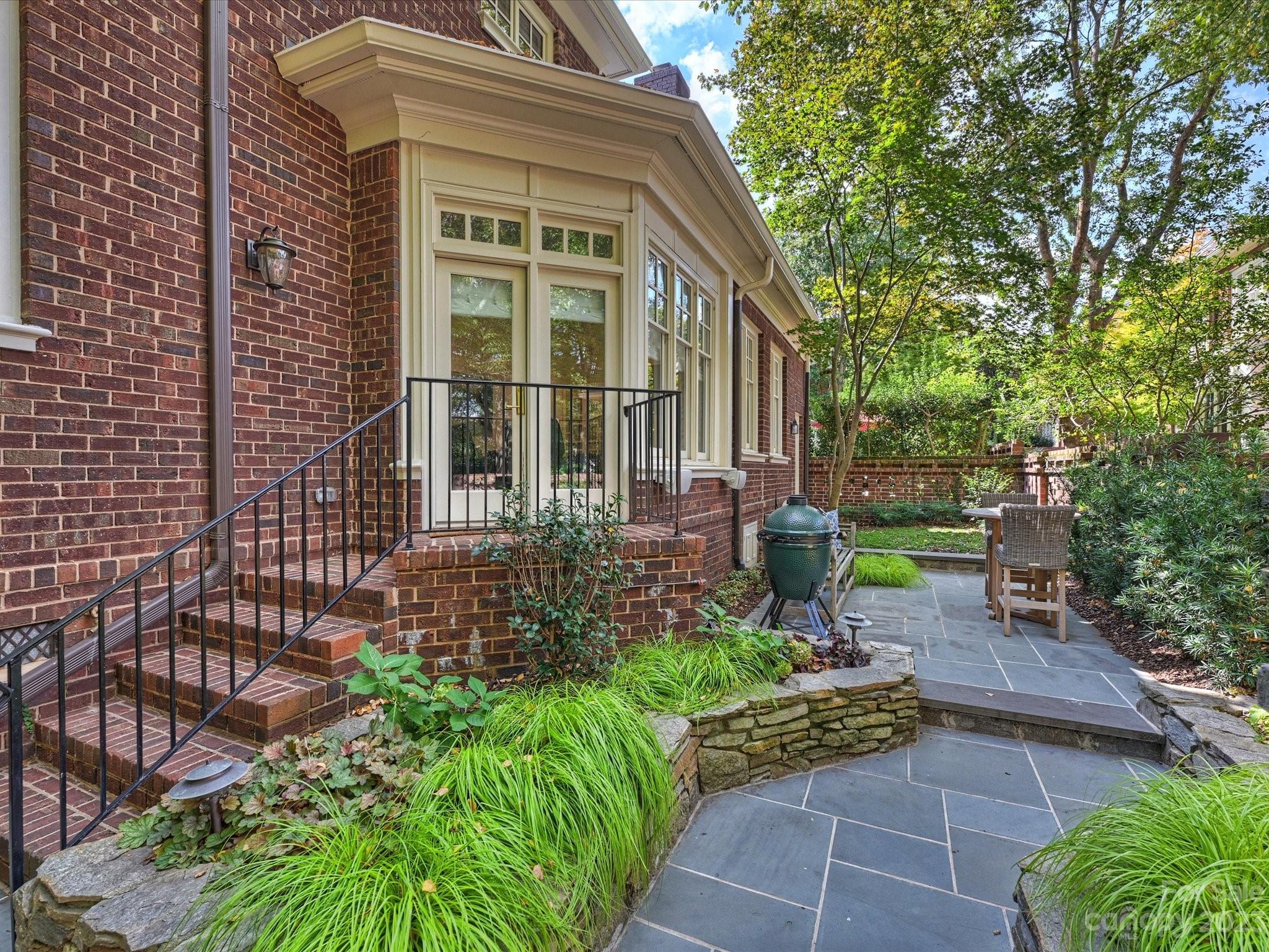 Myers Park - Residential