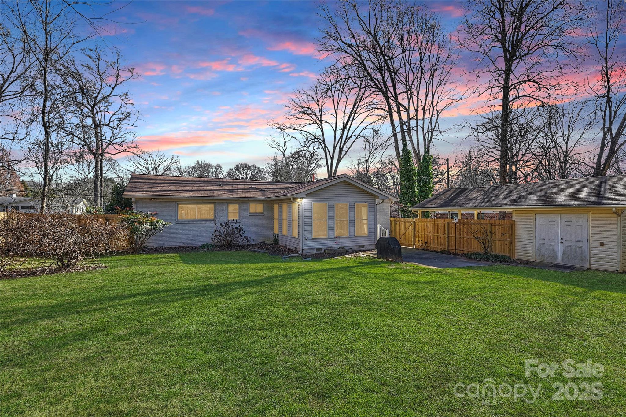 Montclaire - Residential