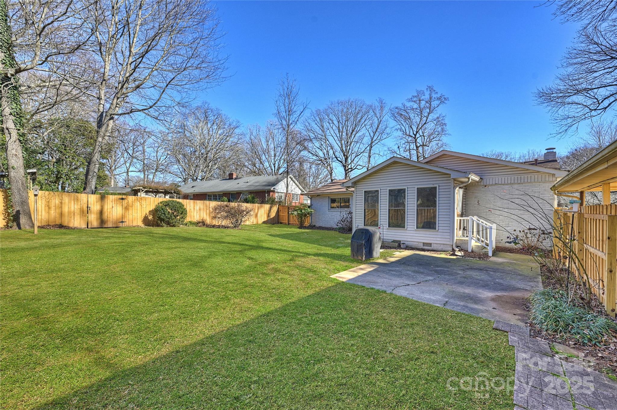 Montclaire - Residential