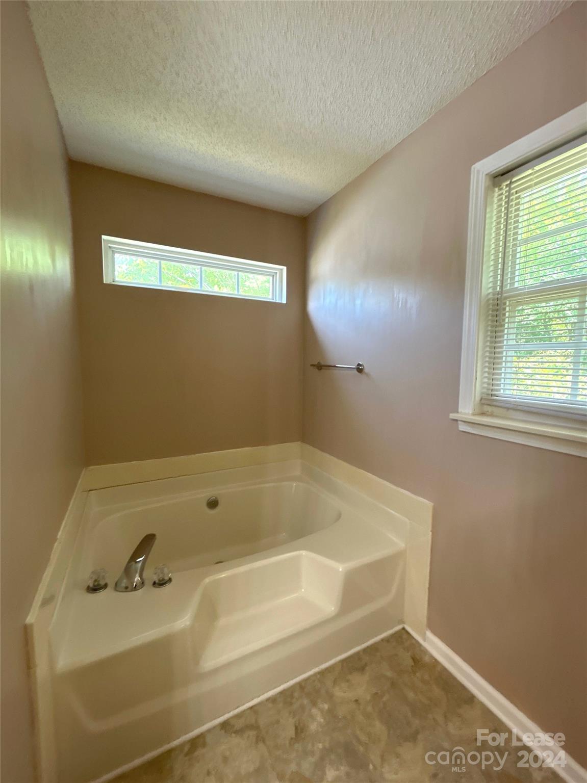 Eastfield Ridge - Residential Lease