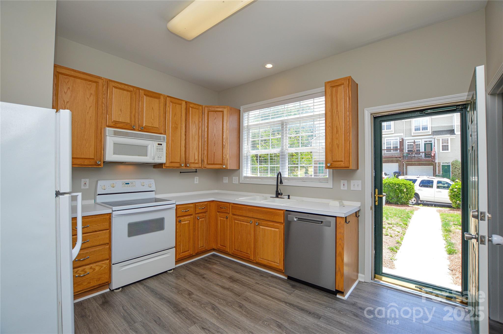 105 Woodsong Lane