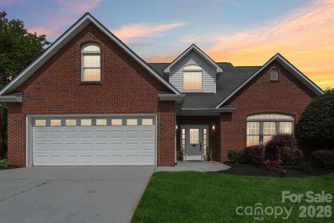 Photo of 2005 Pinefield Court, Gastonia, NC 28056 (MLS # 4363105)