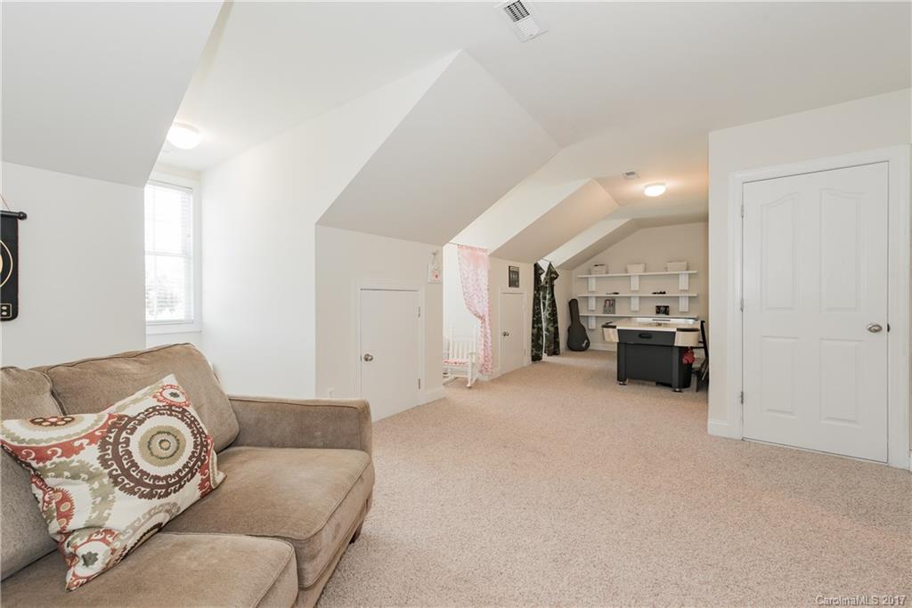 Stoneridge Lakes - Residential