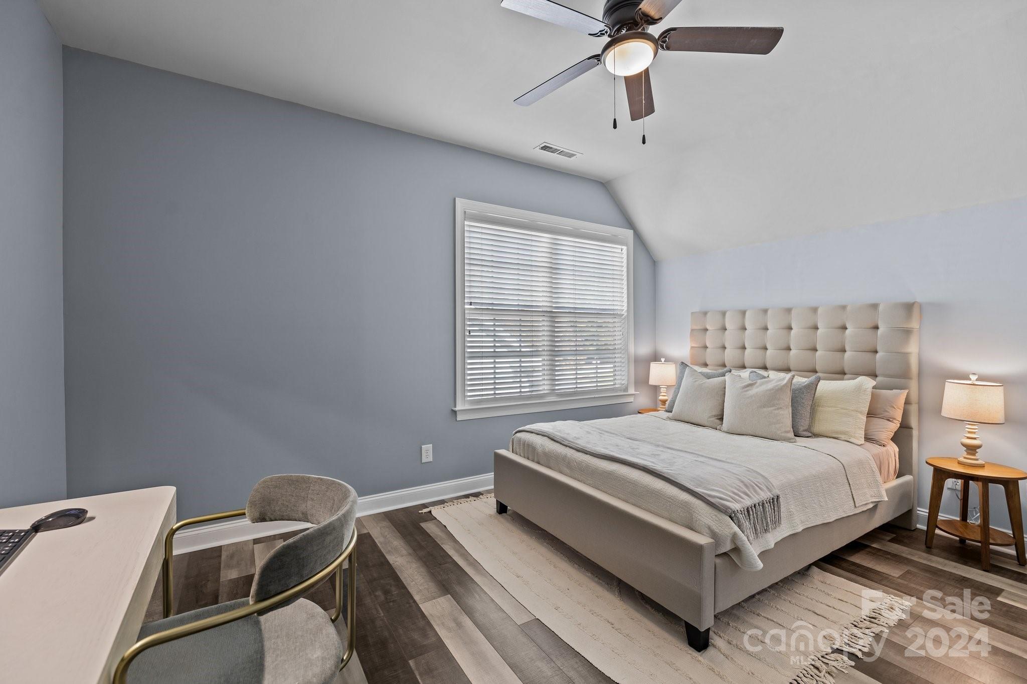 Lake Shore - Residential