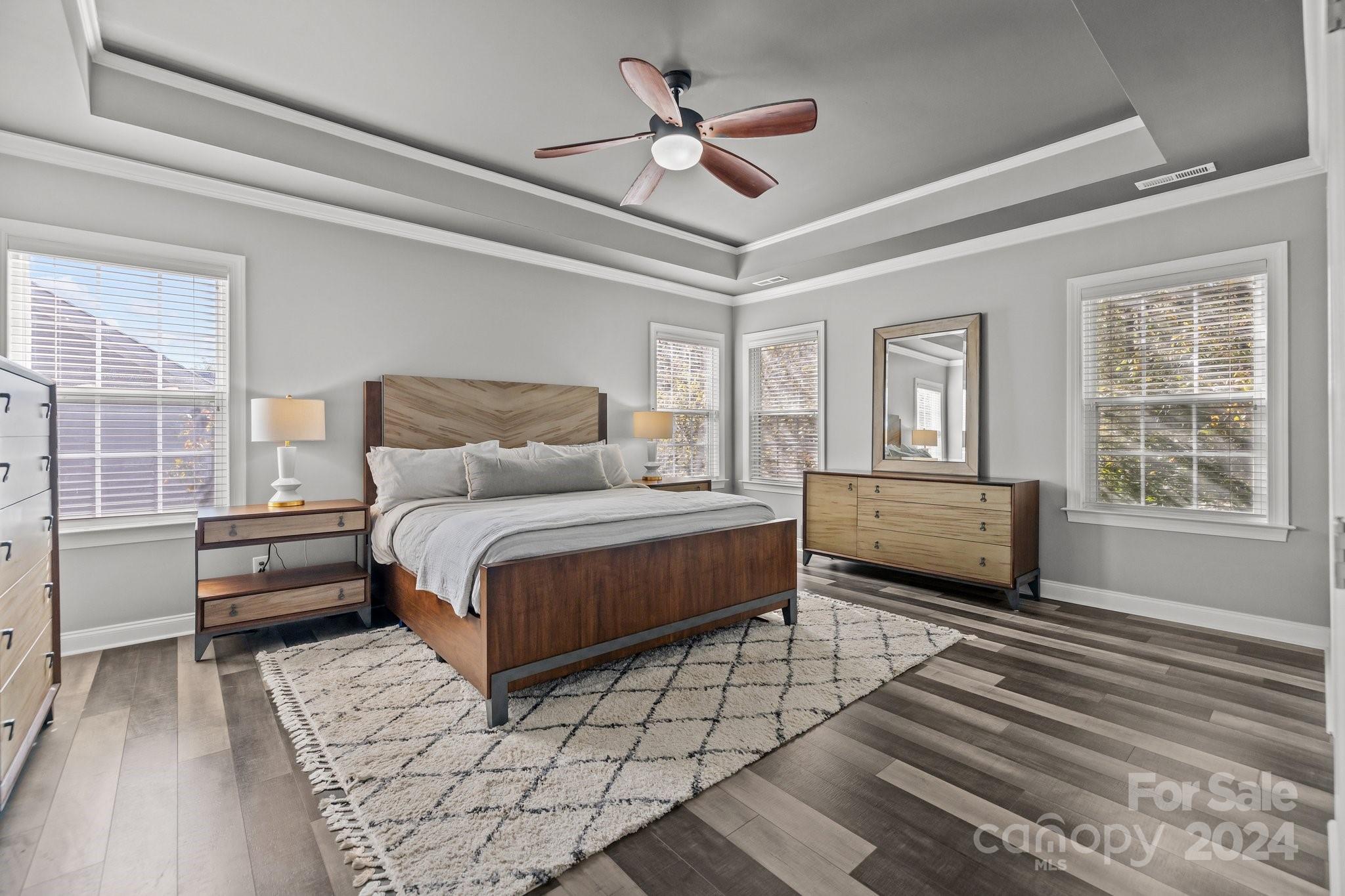 Lake Shore - Residential