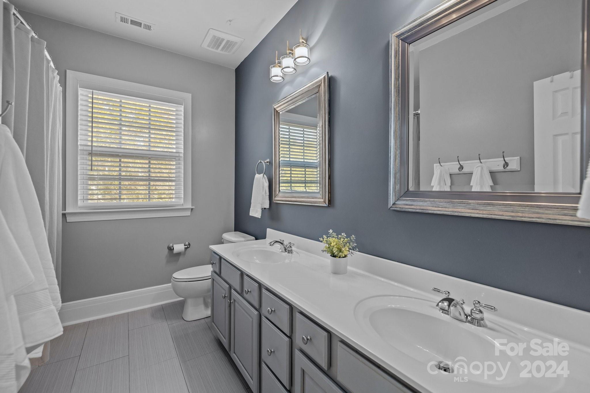 Lake Shore - Residential