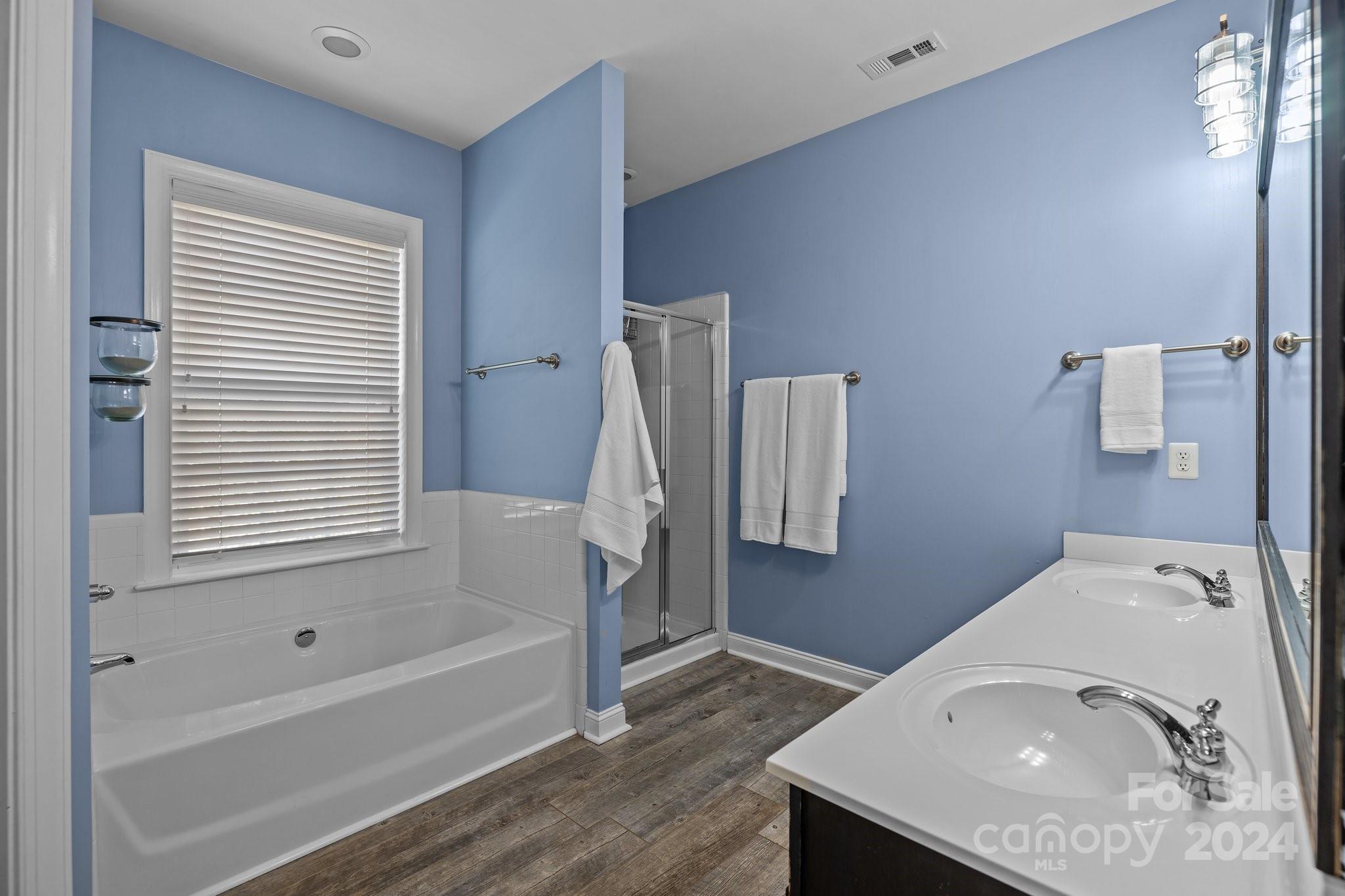 Lake Shore - Residential