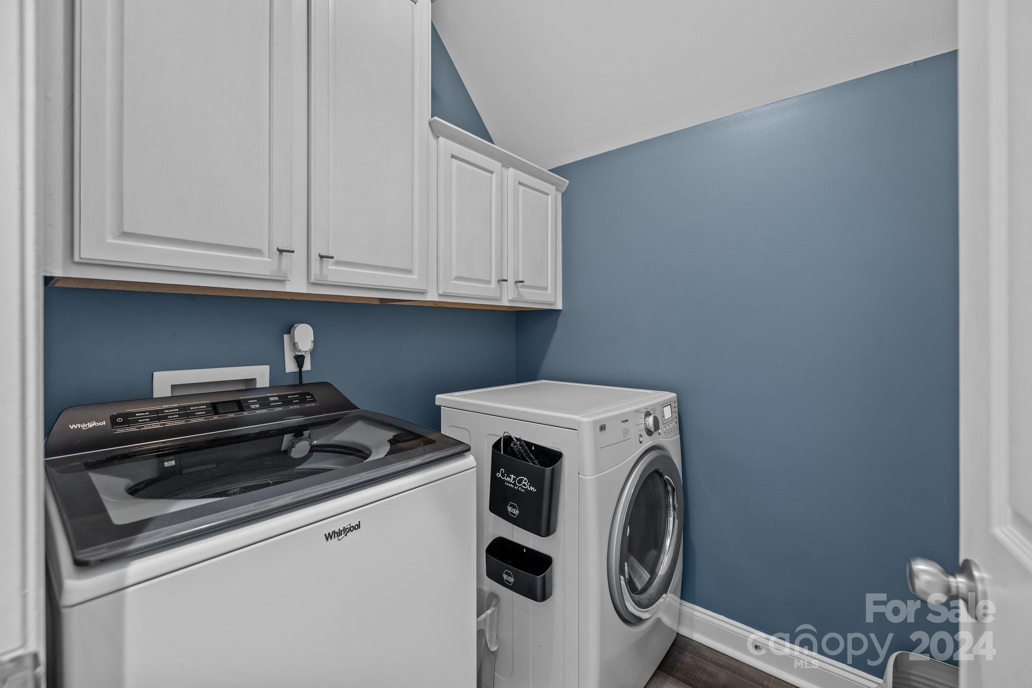 Lake Shore - Residential