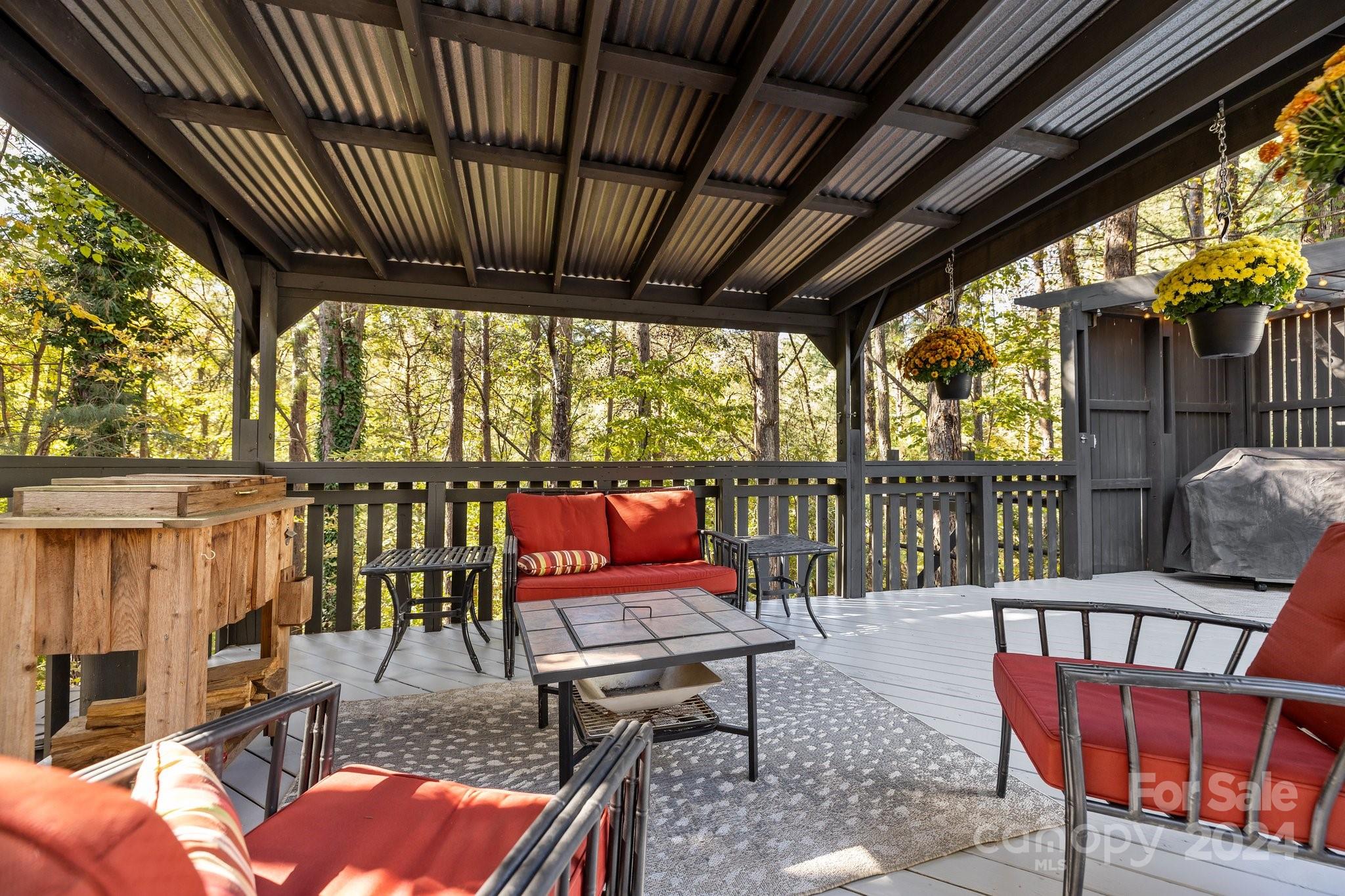 Lake Shore - Residential