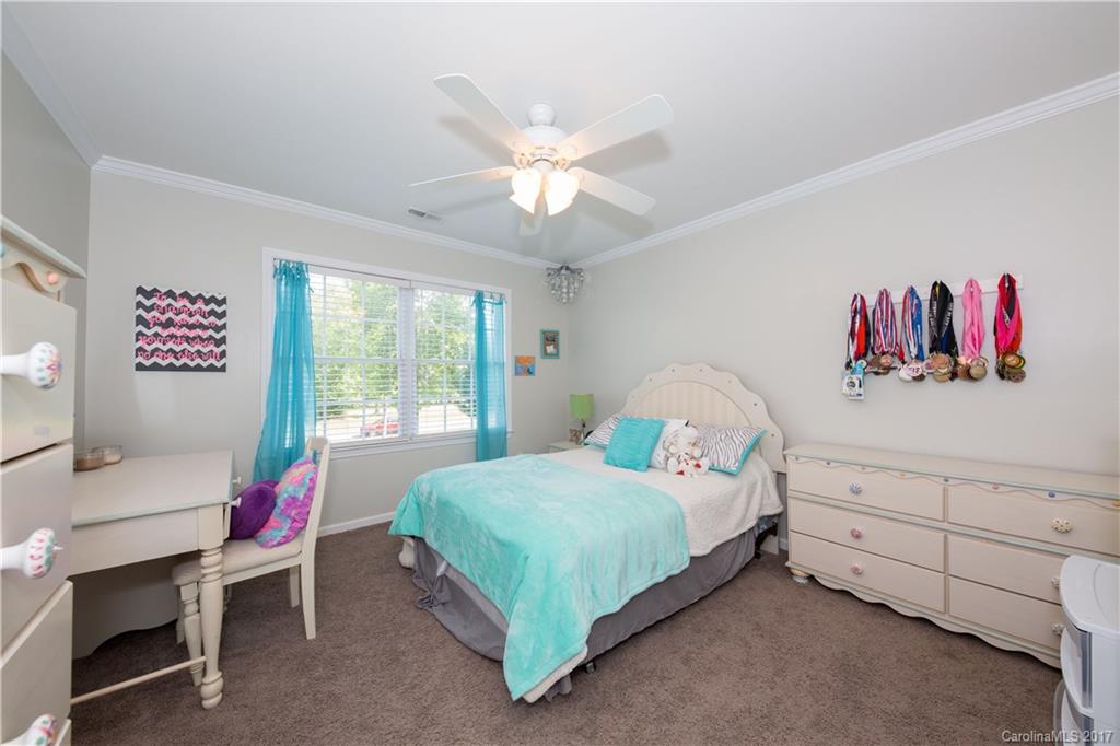 The Lakes At Derby Downs - Residential