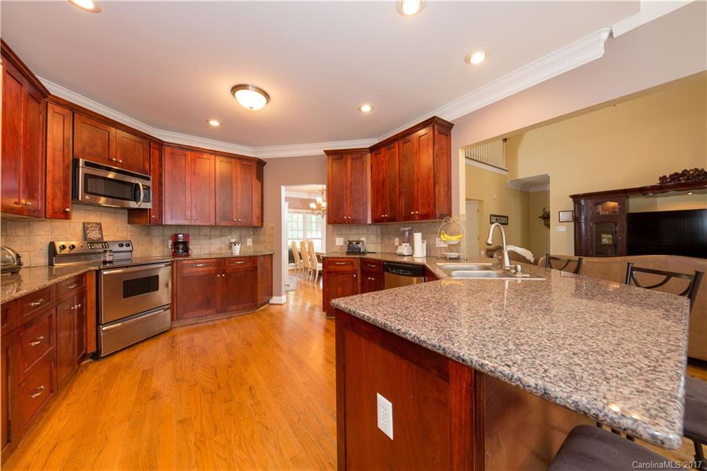 The Lakes At Derby Downs - Residential