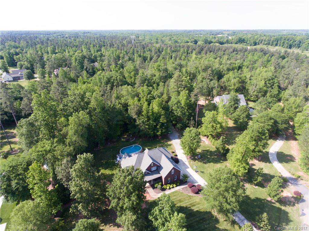 The Lakes At Derby Downs - Residential