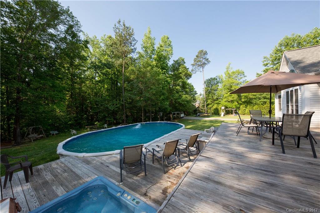 The Lakes At Derby Downs - Residential