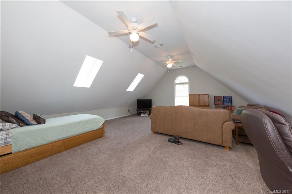 The Lakes At Derby Downs - Residential