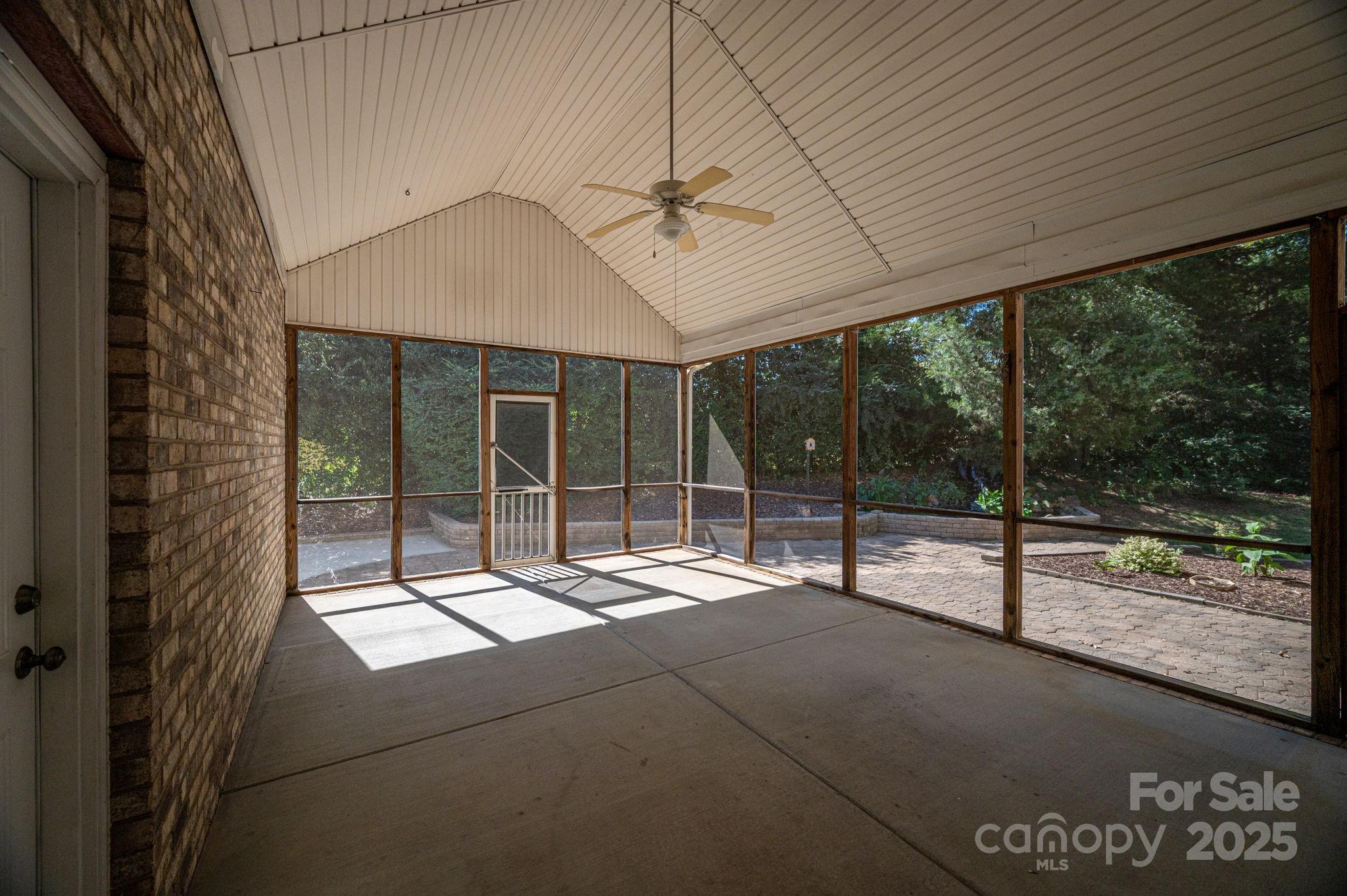 Laurel Park - Residential