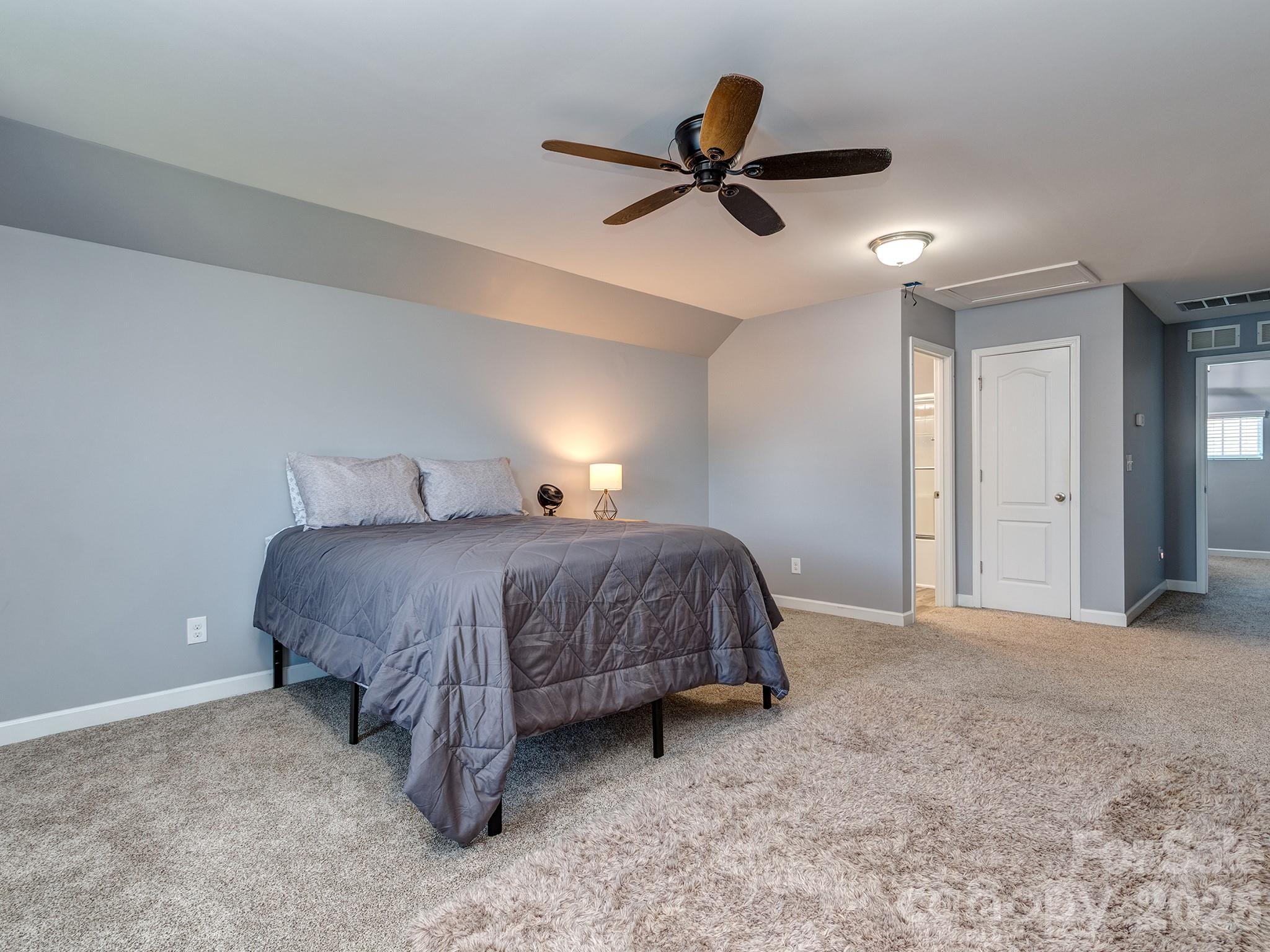 Lake Forest - Residential