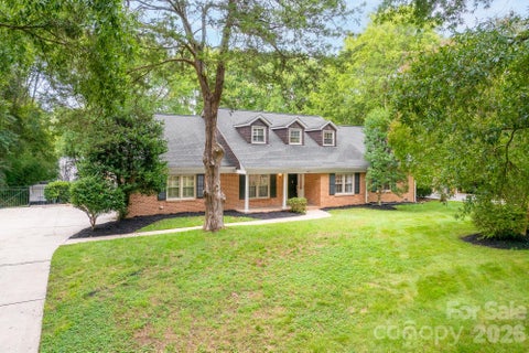 Photo of 4421 Montibello Drive, Charlotte, NC 28226 (MLS # 4410489)
