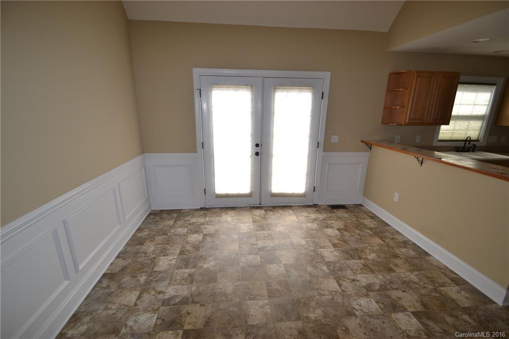 Riverwalk - Residential Lease