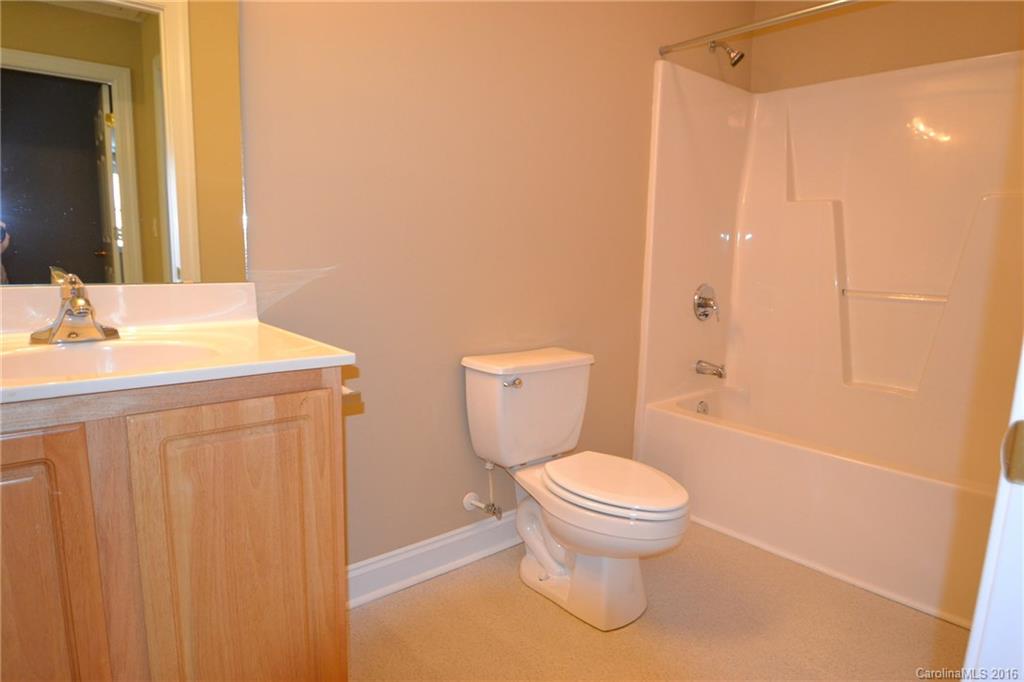 Riverwalk - Residential Lease