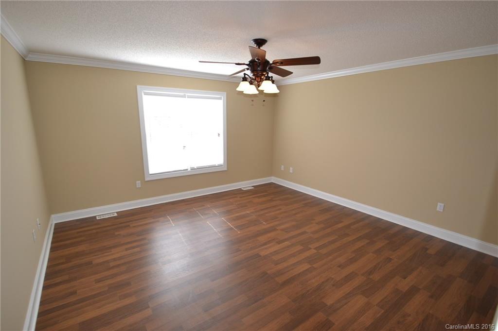 Riverwalk - Residential Lease