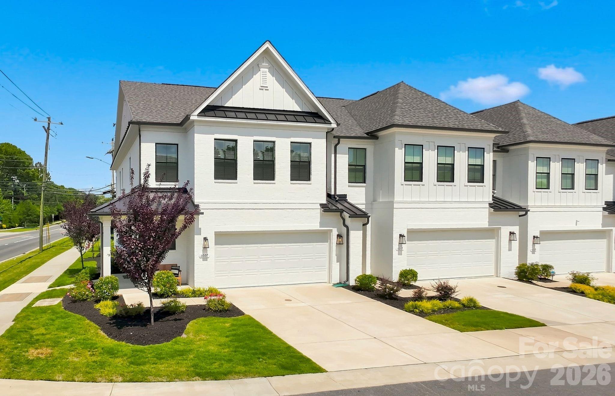 6007 Mariemont Circle