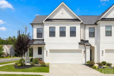 Photo of 6007 Mariemont Circle, Charlotte, NC 28226 (MLS # 4420160)
