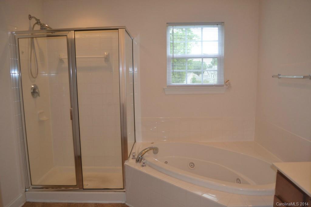 Brandon Oaks - Residential